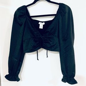 NWT Kirious Los Angeles Crop Top Size Medium Long Sleeve